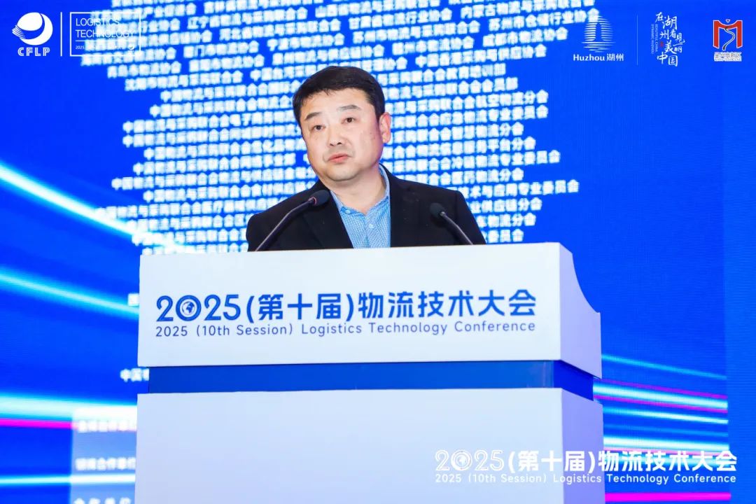 杨大悦.jpg